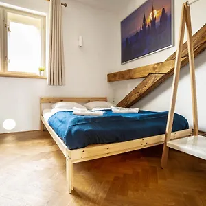 2* Aparthotel Old Town Square Suites